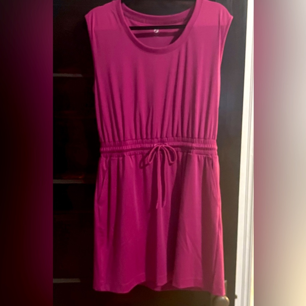 Lou & Grey Luvstretch Drawstring Pocket Dress  Cosmic Hibiscus